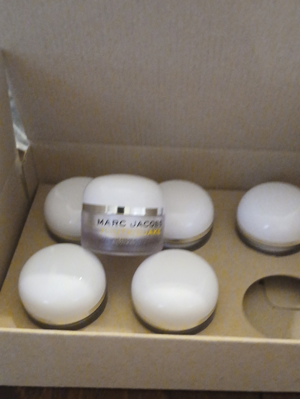 Marc Jacobs Youth Quake Set Of 6 Price For Weekend Only.